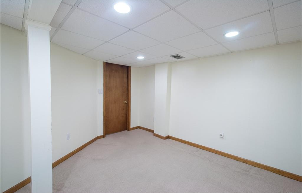 16668 White Haven, Northville Twp, MI 48168